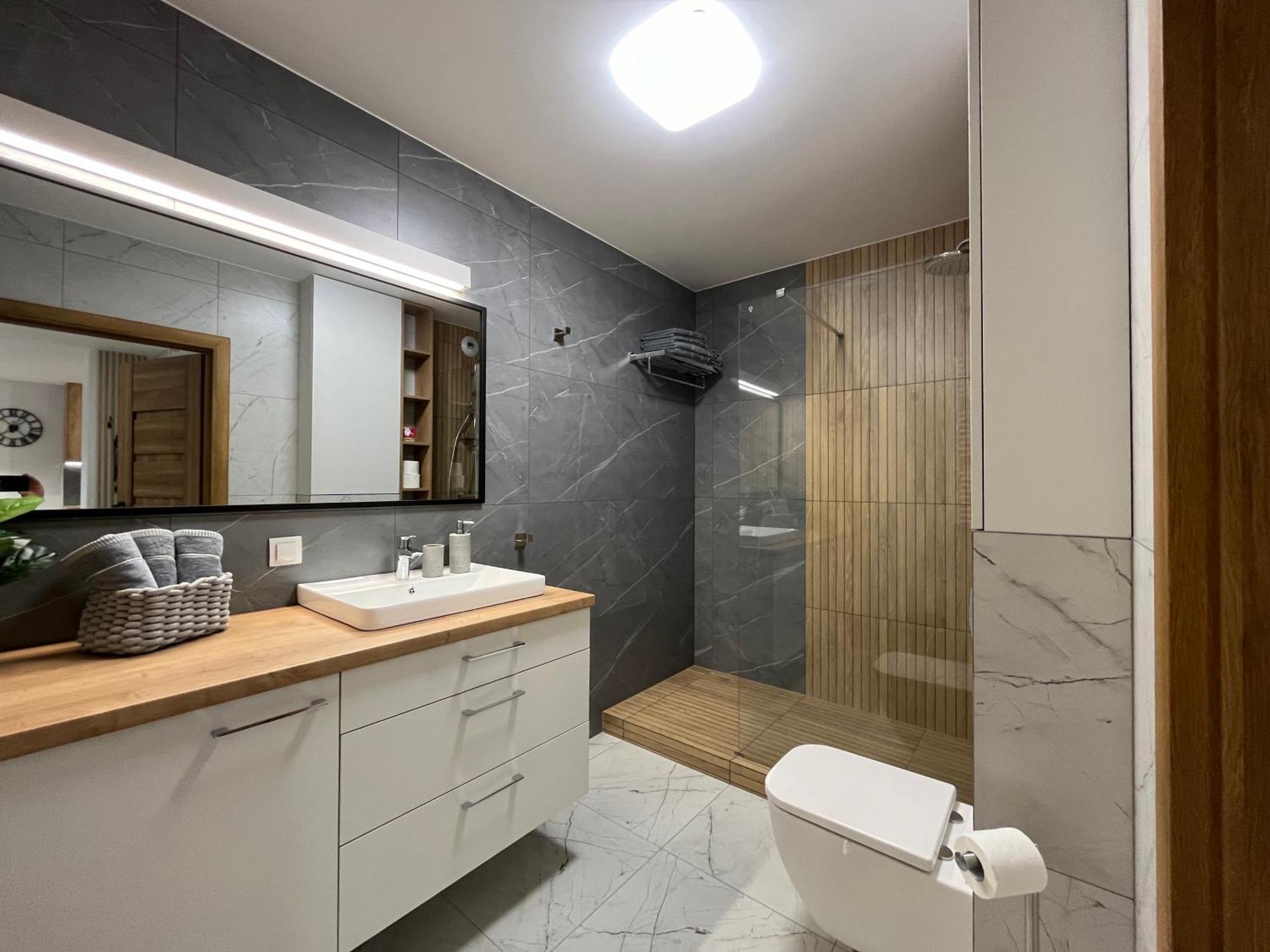 40 Apartment Breslau